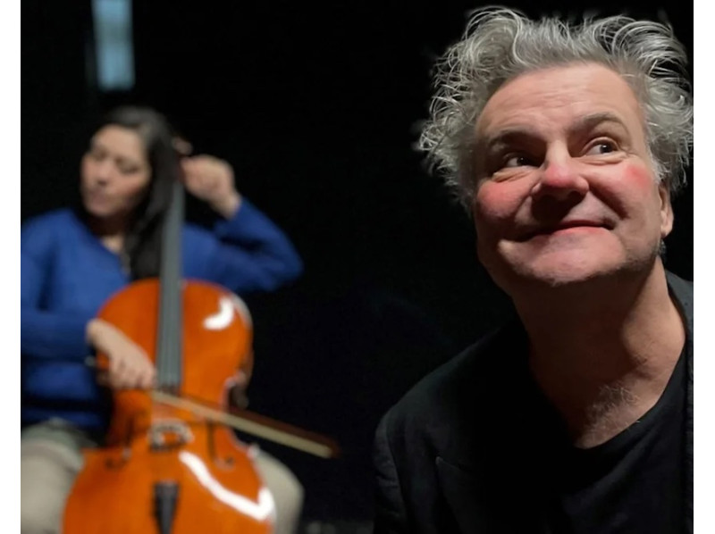 Tom Quaas & Ekaterina Gorynina "Clown meets Cello"
