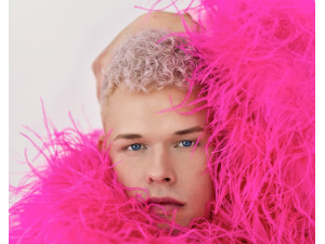Tobias Born "Freaks! – Neue Männer braucht das Land"