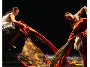 Tickets für Bare Feet Dance Theatre Lingering im Festspielhaus Hellerau