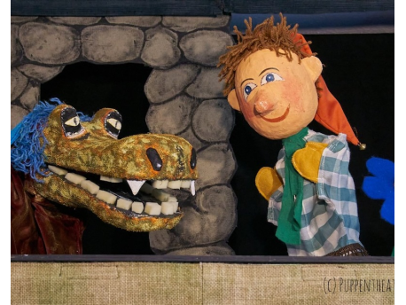 Puppentheater Marco Vollmann "Frau Holle"
