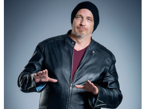 Torsten Sträter "Es ist nie zu spät, unpünktlich zu sein"